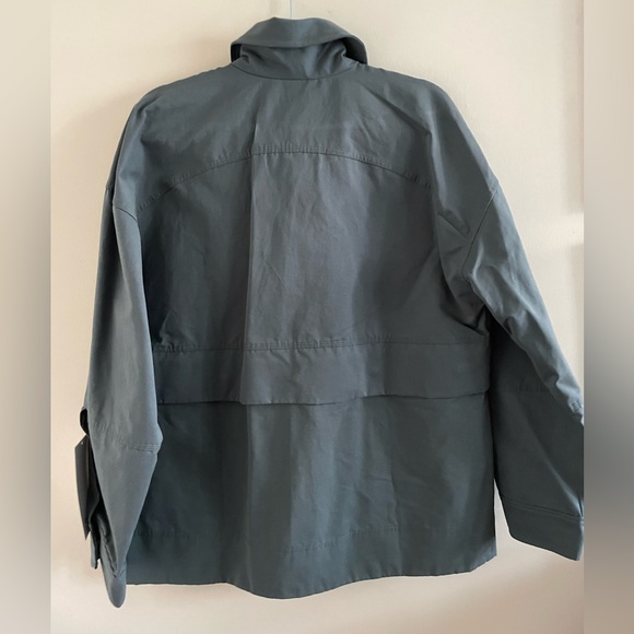 New! Lululemon Green Jacket - Picture 5 of 7